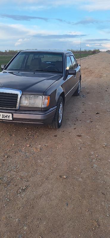 новые моторы: Mercedes-Benz W124: 1991 г., 2.5 л, Механика, Дизель, Седан — 2