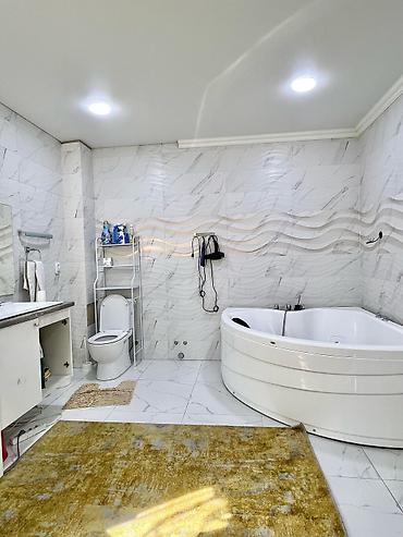 Продажа коттеджей и домов: Продаётся 2 этажный дом в районе Новопавловки. Площадь участка at lalafo.kg — 14 Продажа коттеджей и домов: Продаётся 2 этажный дом в районе Новопавловки. Площадь участка — 14