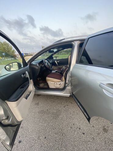 Nissan: Nissan Qashqai: 2 l | 2010 il Ofrouder/SUV — 6