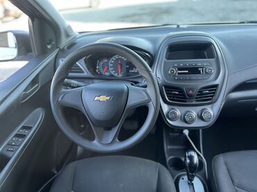 Chevrolet: Chevrolet Spark: 2019 г., 1 л, Автомат, Бензин, Хэтчбэк — 9