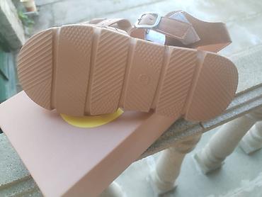 bot kar: Qadın üçün rahat sandal - Rəng: Açıq qəhvəyi/bej - Material: Yumşaq — 1