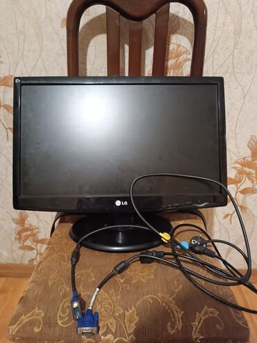 komputer ekranı: LG monitor 22 ekran tecili satilir kimdese lampasi varsa qoyub