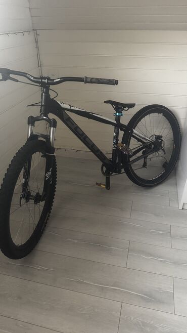 lenkeran velosiped: İşlənmiş Şəhər velosipedi 26", sürətlərin sayı: 1, Ünvandan götürmə