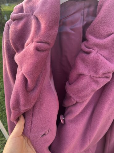 loreta пальто: Пальто, Классика, Осень-весна, По колено, Однобортная модель