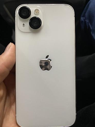 Apple iPhone: IPhone 13, Б/у, 128 ГБ, Белый, 76 % — 1