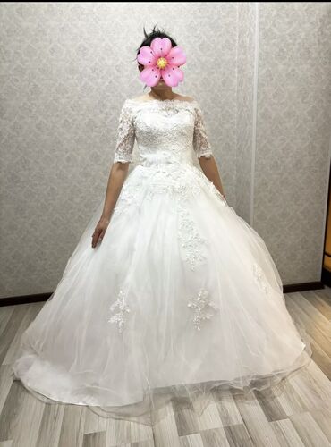 Продаю очень красивое свадебное платье Одевала 1 раз. В очень
