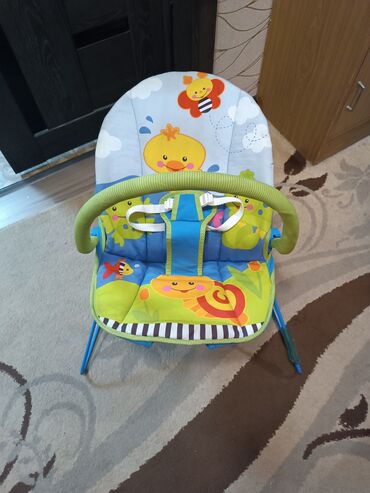 chicco кресло качалка: Коляска, цвет - Голубой, Б/у