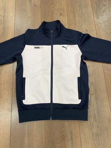 стоимость свадебного платья на прокат: Удобная спортивная куртка от Puma, выполненная в двухцветном дизайне