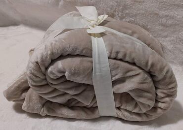 Ćebad i pokrivači: Plišana krznena ćebad za samac i bračni ležaj Ćebe-200*200 — 1