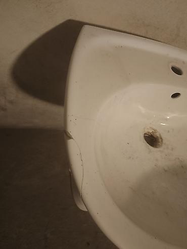 moydodır: Moydadir altı ela üstünde sol terfde Cat var şekilde gorsenir oncun — 3