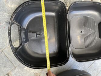 Ostali motocikli i skuteri: Veci kofer sa kljucem - 3000 Rsd Manji kofer sa kljucem - 2500 — 10