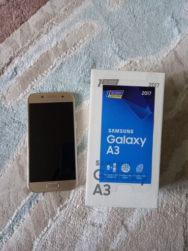 наушник акг: Samsung Galaxy A3, түсү - Алтын