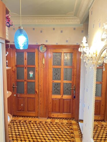 Köhnə tikili: Atatürk pr 3 otaqli lelinqrad lahiyəli təmirli yer parket döşəməli ev — 11