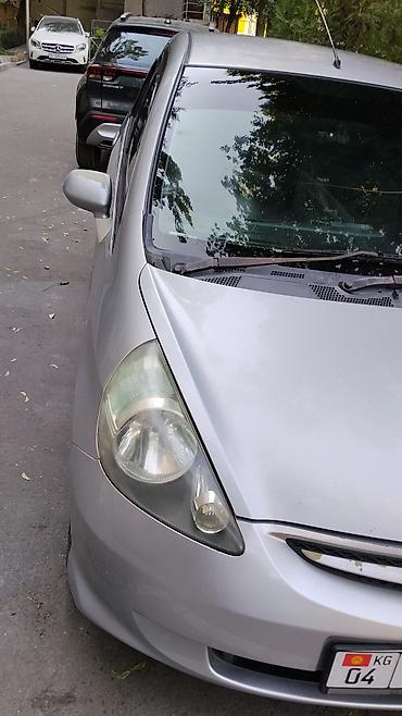 Honda: Honda Fit: 2002 г., 1.3 л, Вариатор, Бензин, Хэтчбэк — 5