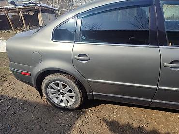 Volkswagen: Volkswagen Passat: 2003 г., Механика, Седан — 7