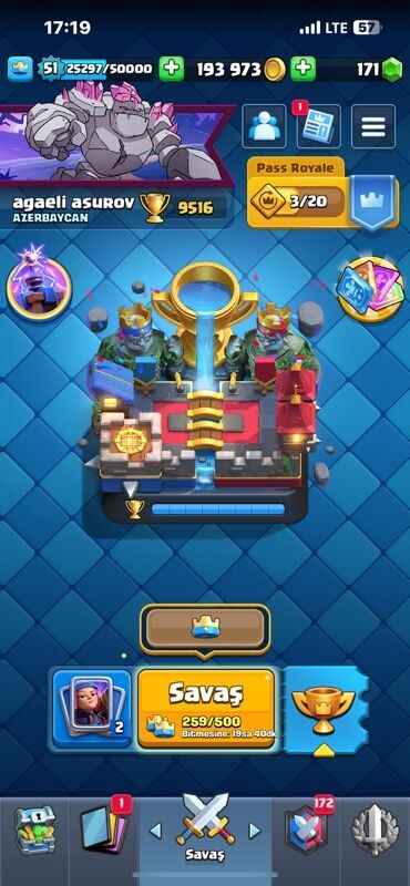 retro oyun: Clash Royale mobil oyununda 9516 kubok, 193973 qızıl və 171 cəvahirat