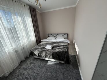 дома в центре: 200 м², 4 комнаты, Забор, огорожен, Теплый пол, Утепленный