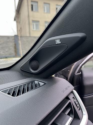 Toyota: Toyota RAV4: 2019 г., 2.5 л, Гибрид — 10