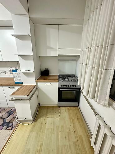 одна комнатный квартира: 1 комната, 35 м², 105 серия, 5 этаж, Требуется ремонт — 2