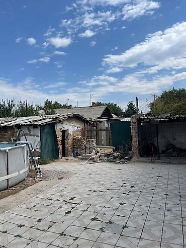 жилые дома: 60 кВ жилой 97,4 общая одна половина 57,6 жилой 88,4 общая одна — 10