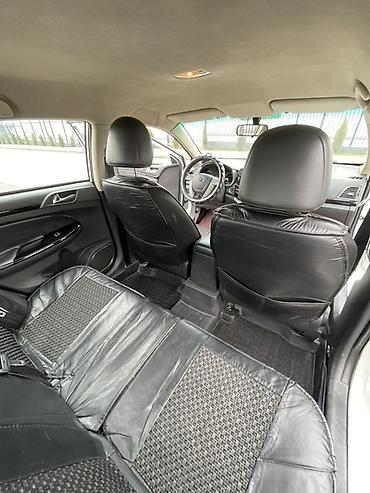 BYD: BYD E5: 2019 г., Седан — 6