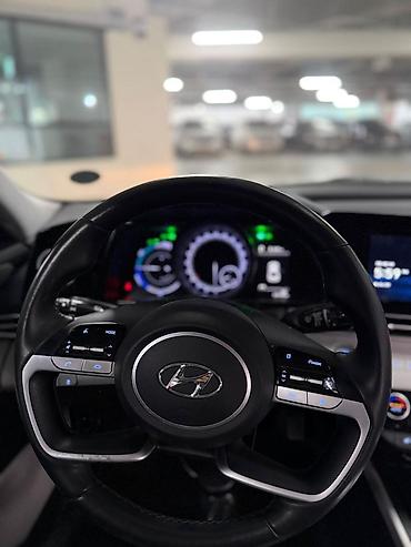 Hyundai: Hyundai Avante: 2022 г., 1.6 л, Гибрид — 12