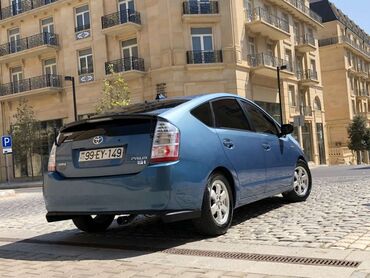 Toyota: Toyota Prius: 2.2 l | 2016 il Hetçbek