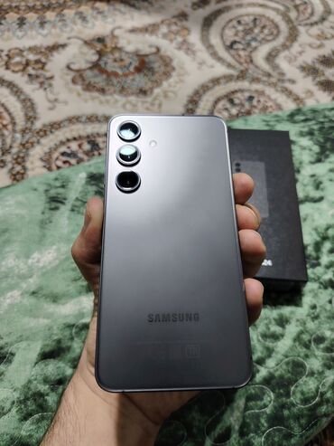 Samsung: Samsung Galaxy S24, 128 GB, rəng - Gümüşü, Zəmanət, Barmaq izi, Simsiz şarj — 10