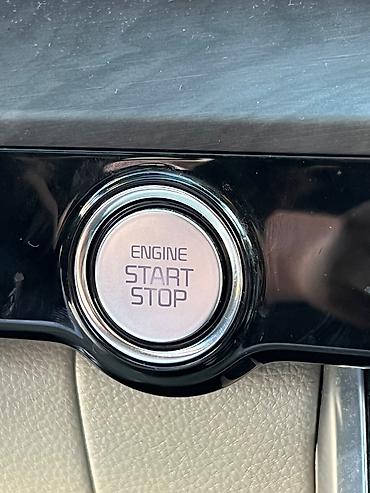 Kia: Kia Carnival: 2021 г., Минивэн — 46
