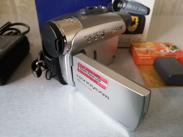 Видеокамеры: Видеокамера цифровая"SONY" DCR-HC23E HANDYCAM MiniDV (Япония, адаптив