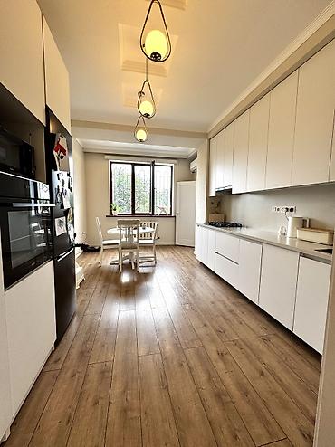 ройон восток: 3 комнаты, 117 м², 7 мкр Элитка, 2 этаж, Евроремонт — 2