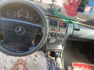 продам машину мерседес: Mercedes-Benz : 1995 г., 3.2 л, Автомат, Бензин