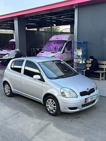 Продажа авто: Toyota Vitz: 2003 г., 1.3 л, Автомат, Бензин, Хэтчбэк — 2
