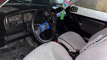 Volkswagen: Volkswagen Golf: 1993 г., 1.4 л, Механика, Бензин, Хэтчбэк — 5