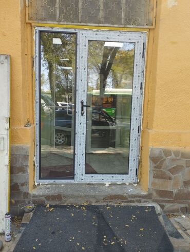 алюминиевые окна в бишкеке: На заказ Цельностеклянная перегородка, Бронированное стекло, Бесплатный замер, Бесплатная доставка, Монтаж