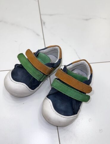 синие туфли: Детская обувь на весну и лето. Состояние идеальное, размер 21