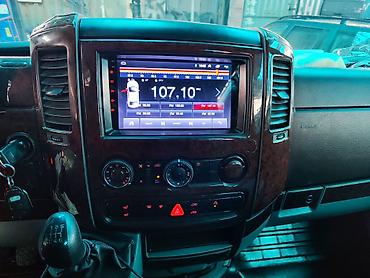 Унаа: Volkswagen Crafter: 2009 г., 2.5 л, Кол менен иштөөчү, Дизель, Бус — 4