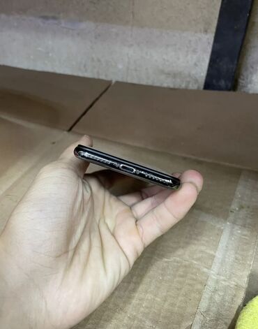 Apple iPhone: IPhone X, 64 ГБ, Черный, Зарядное устройство, Защитное стекло, Чехол, 100 % — 8