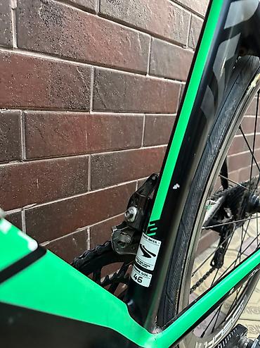 Шоссейные велосипеды: Шоссейный велосипед, Рама M (156 - 178 см), Б/у — 16