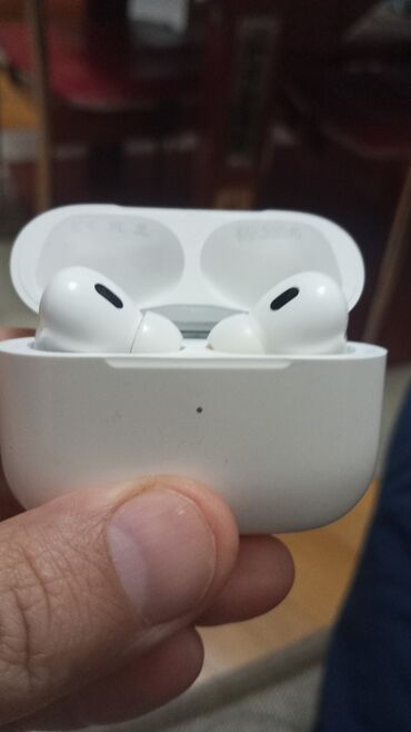 Stiluslar: Salam original air pods pro 2 təcili satılır yaxşı vəziyyətdədir