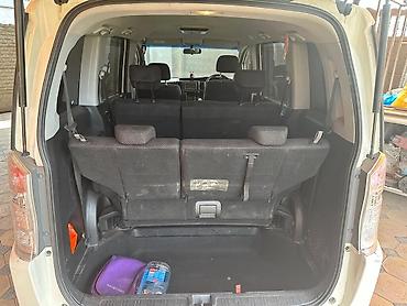 Honda: Honda Stepwgn: 2011 г., 2 л, Вариатор, Бензин, Минивэн — 3