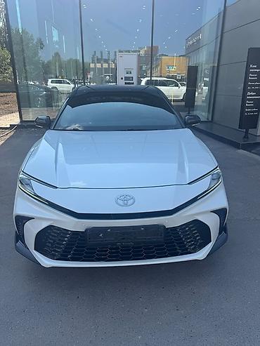 Toyota: Toyota Camry: 2024 г., 2 л, Автомат, Бензин, Седан — 3