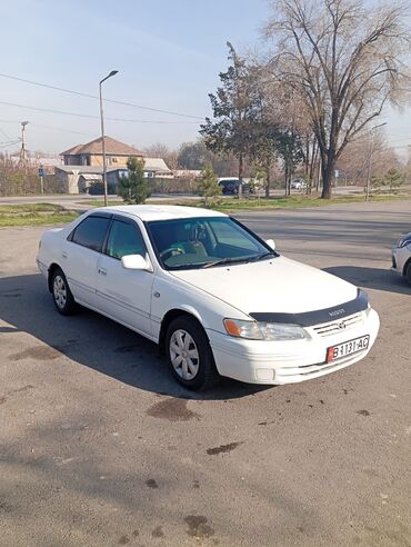 Toyota: Toyota Camry: 1998 г., 2.2 л, Автомат, Бензин, Седан