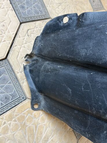 Подкрылки, брызговики, защита днища: Подкрылок Передний левый Toyota, 1999 г., Б/у, Оригинал — 8