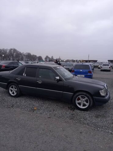 вмw е34: Mercedes-Benz 230: 2.3 л | 1991 г. | Седан