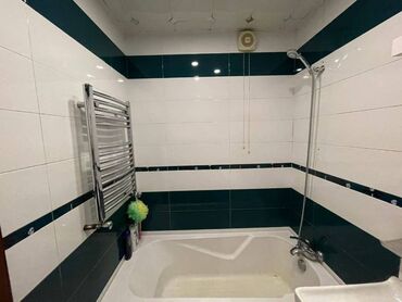 Köhnə tikili: Bakı, Bakıxanov qəs., 4 otaqlı, Köhnə tikili, m. Neftçilər, 120 kv. m — 15