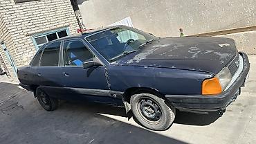 Audi: Audi 100: 1988 г., 1.8 л, Ручные, Бензин, Седан — 3