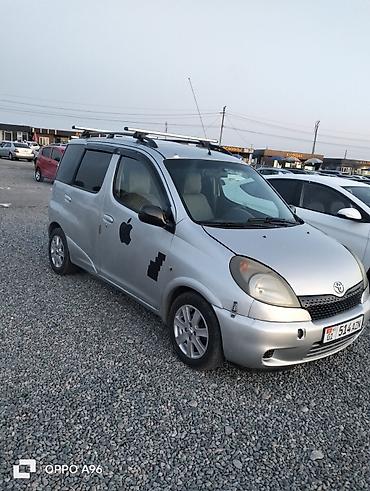 форанер 2004: Toyota Yaris Verso: 2002 г., 1.5 л, Механика, Бензин, Универсал — 1