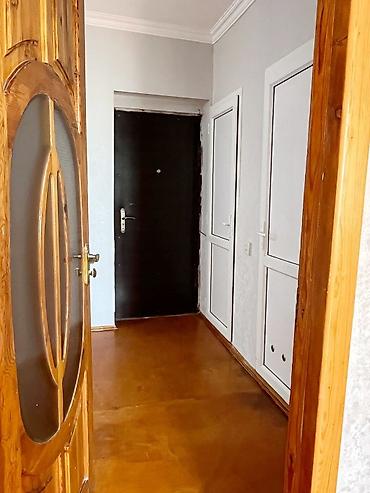 kirayə ev zabrat 1: Sumqayıt şəhəri, 13 mkr, 9/1 i, 2 otaq 3 otaqlıya düzəlib,otaqların — 4