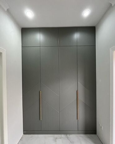 Sifarişlə mətbəx mebeli: Sifarişlə mətbəx dəsti, Özü çəkən petlələr, Mat laminat, Kredit var, Pulsuz çatdırılma — 11